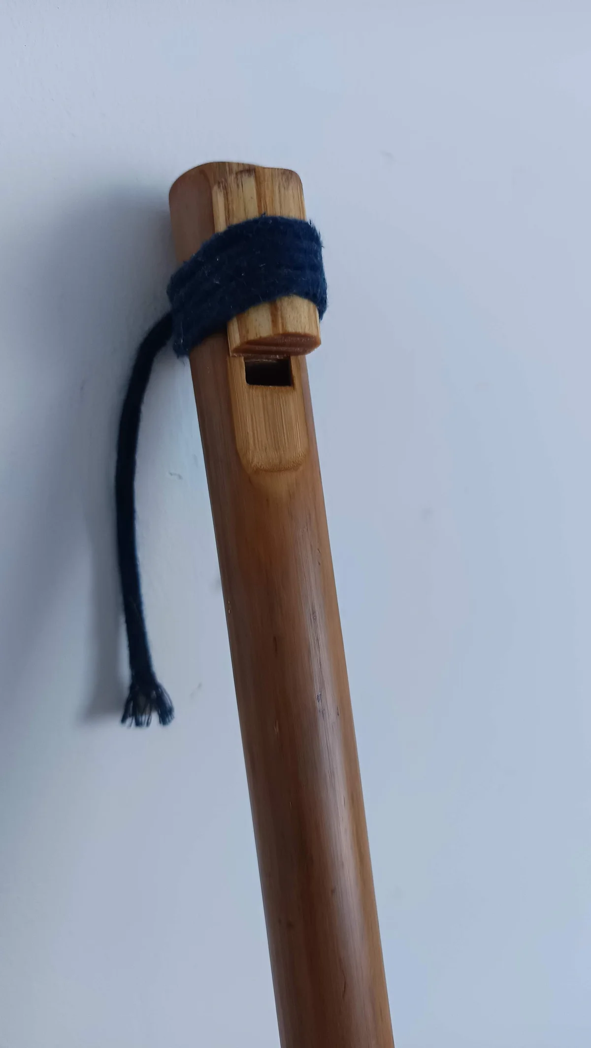 Flauta estilo nativa americana de bambú en E menor pentatónica - Imagen 1